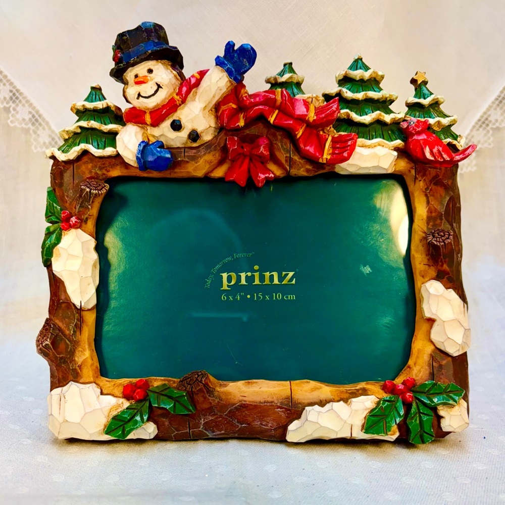 Home Decor Picture Frame Holiday Winter Theme Ready for Family Photo 6”x 4”